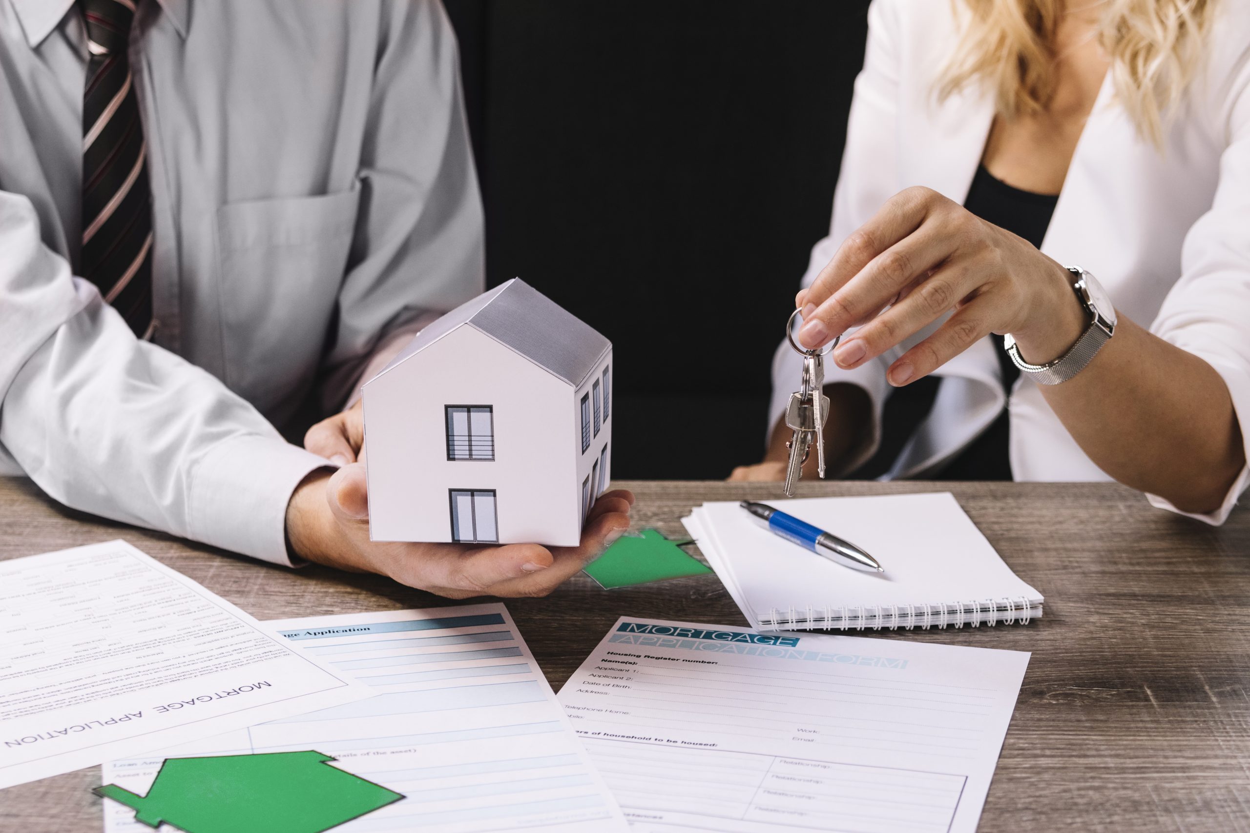 UK Rental Market Faces Supply-Demand Imbalance, Predicts 4% Rent Increase